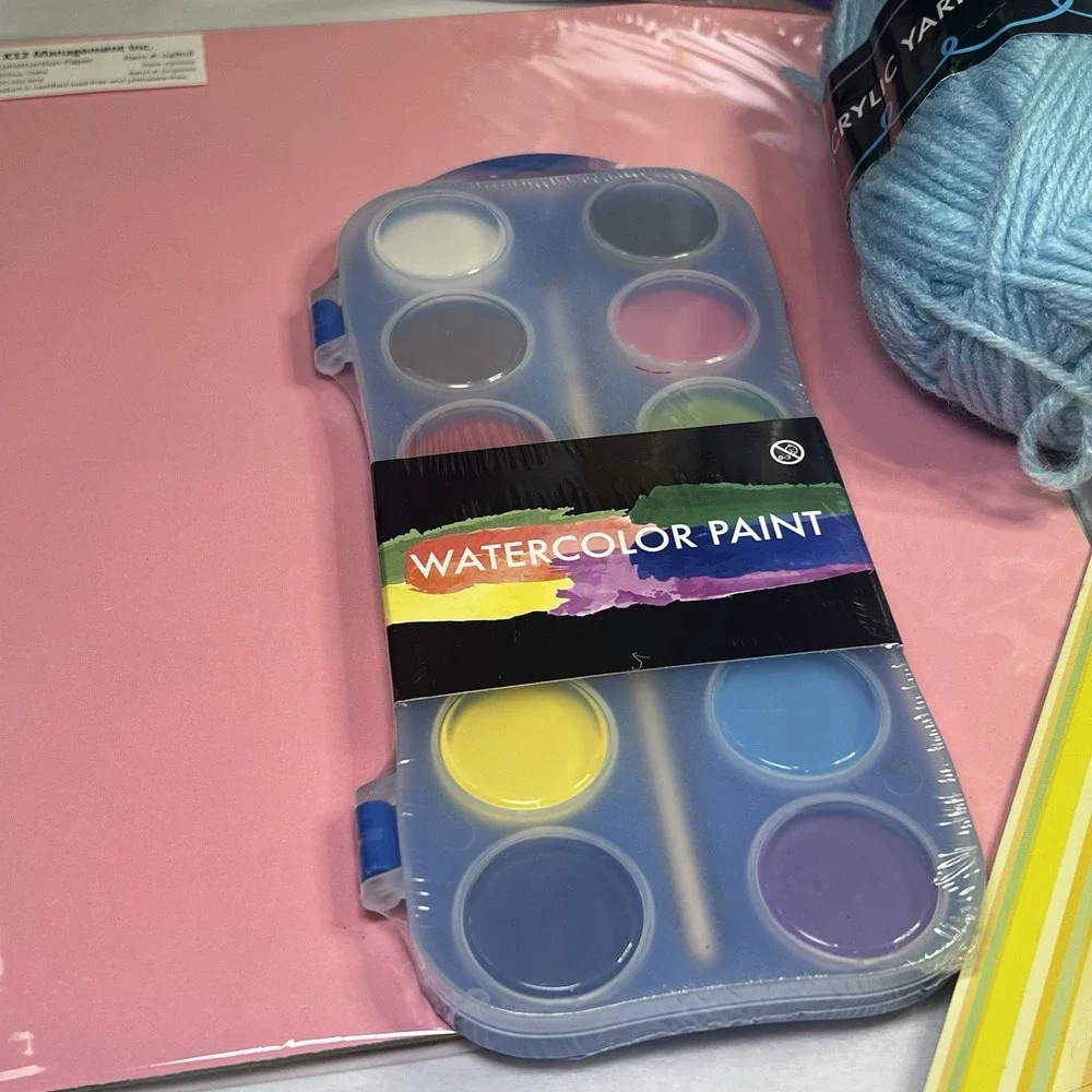 K12 EARLY AMERICAN‎ Art Course Kit Homeschool Yarn Construction Paper